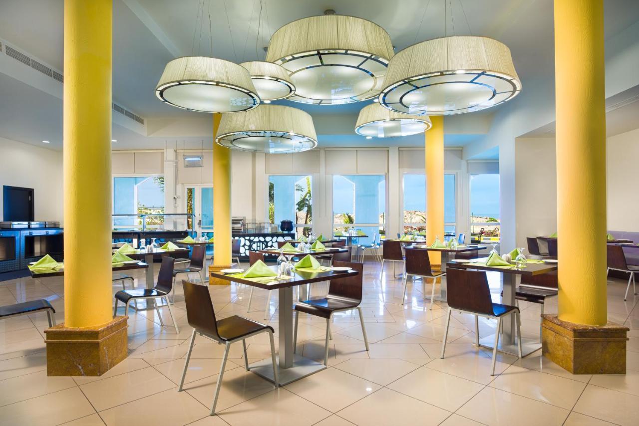 City Hotel Duqm Bagian luar foto