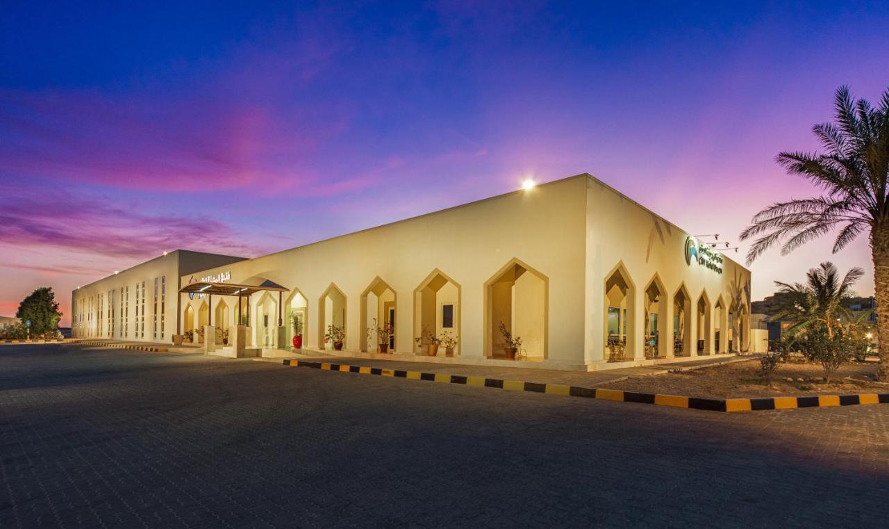 City Hotel Duqm Bagian luar foto