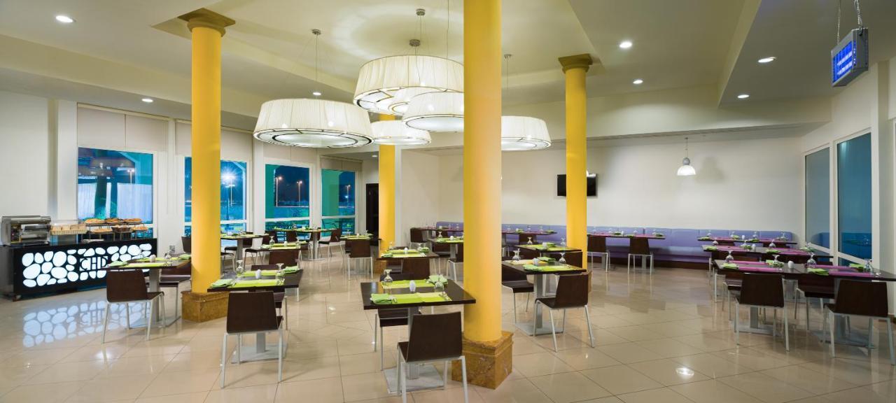 City Hotel Duqm Bagian luar foto