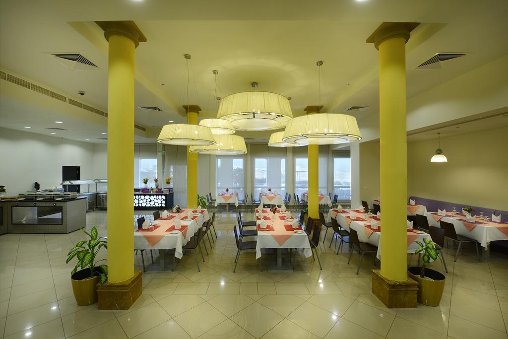 City Hotel Duqm Bagian luar foto