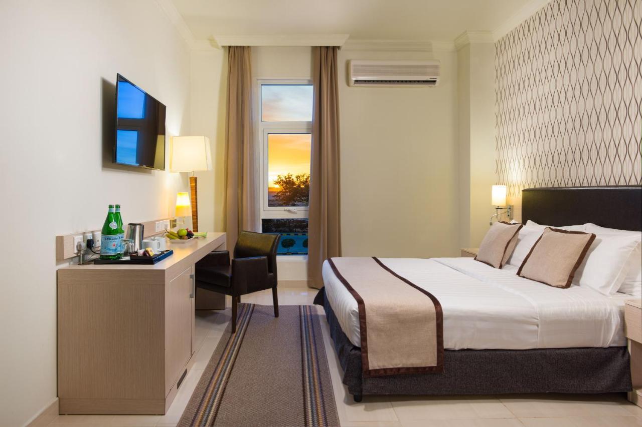 City Hotel Duqm Bagian luar foto
