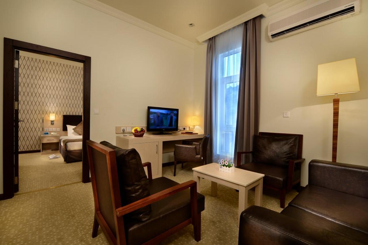 City Hotel Duqm Bagian luar foto